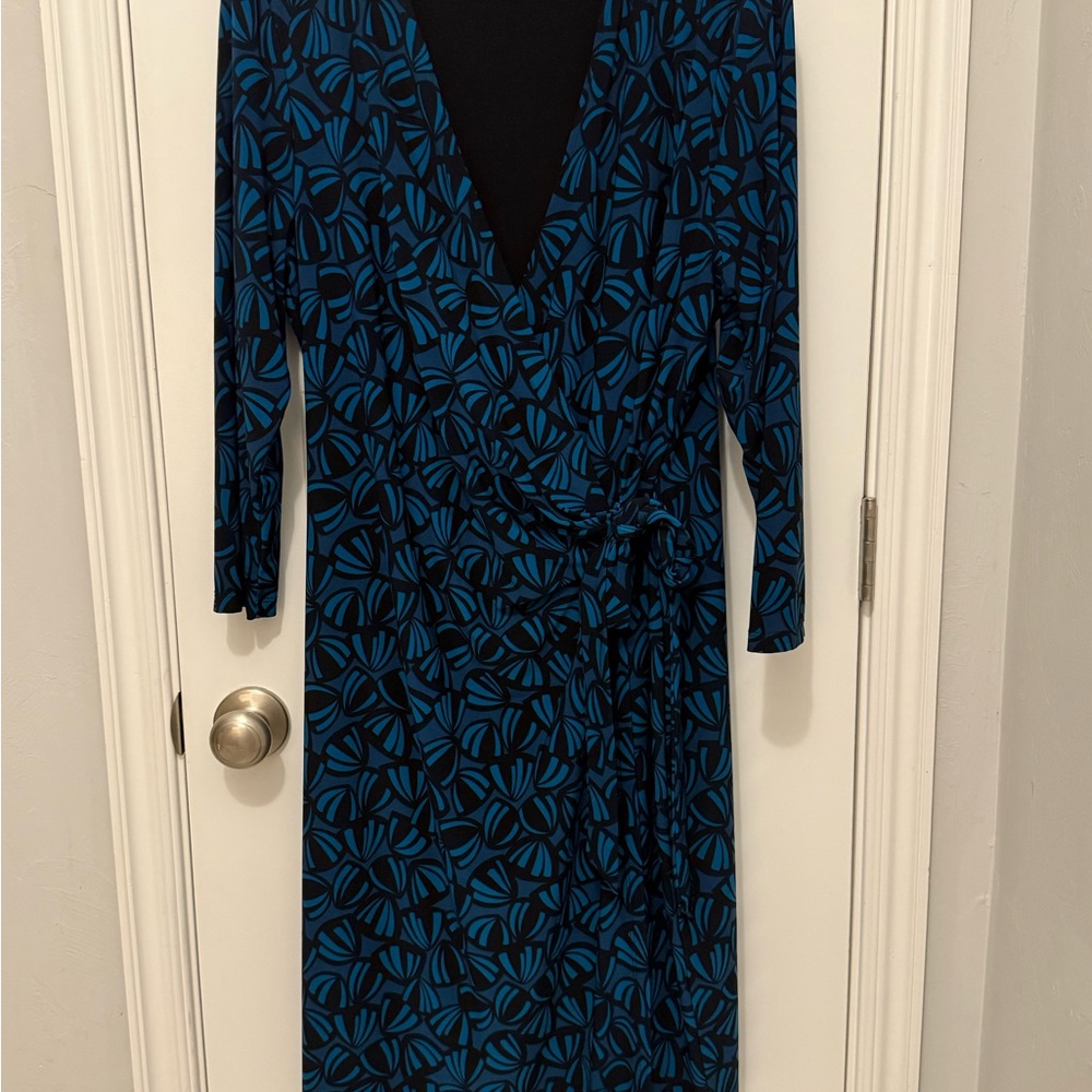 Elegant Blue Patterned Dress